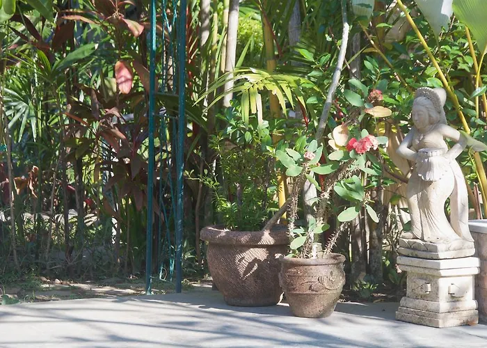 Taman Rahasia Tropical Sanctuary And Hotel 3*