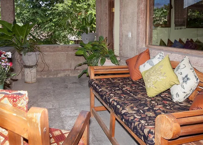 Hotel Taman Rahasia Tropical Sanctuary And 3*